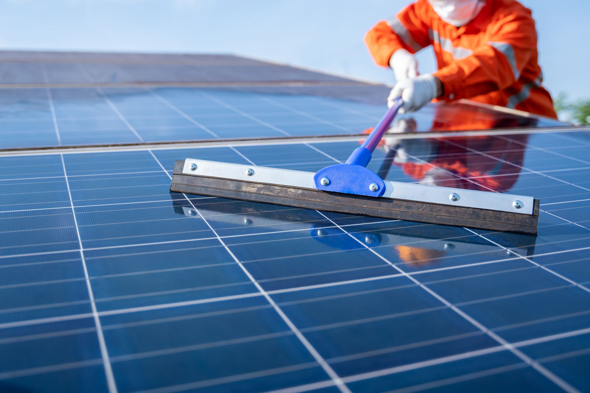 Yenilenebilir Enerji Santralleri Panel Temizlik Hizmetleri
